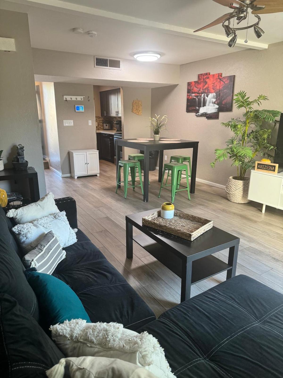 Old Town Scottsdale 2 Bedroom Gem! Екстериор снимка